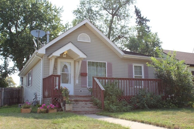Primary Photo - Beautiful home available for rent