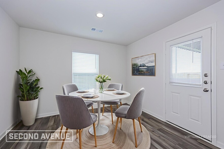 Building Photo - 327 Condie Russell Ave