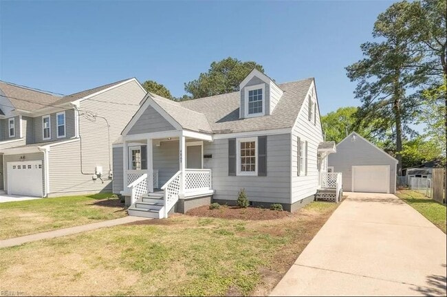 Building Photo - 4865 Hampshire Ave