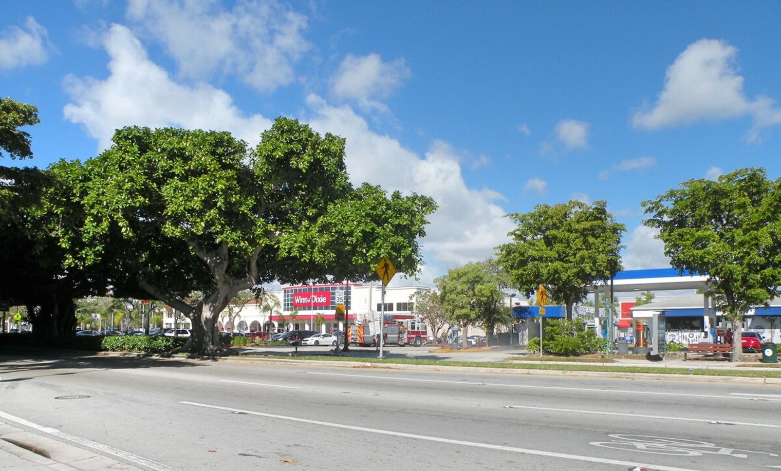 Building Photo - 2280 SW 32nd Ave