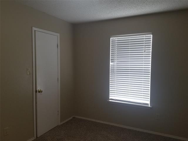 Building Photo - 6412 Brookcrest Dr