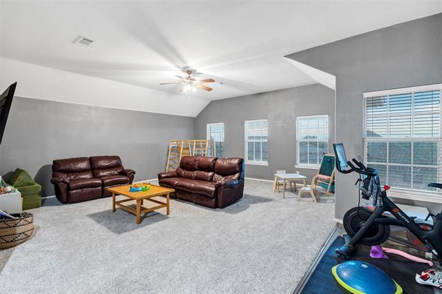 Building Photo - 221 Brookdale Dr