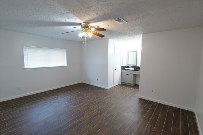 Building Photo - 19803 Westlake Pl Dr