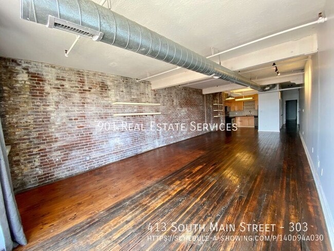 Building Photo - 413 S Main St