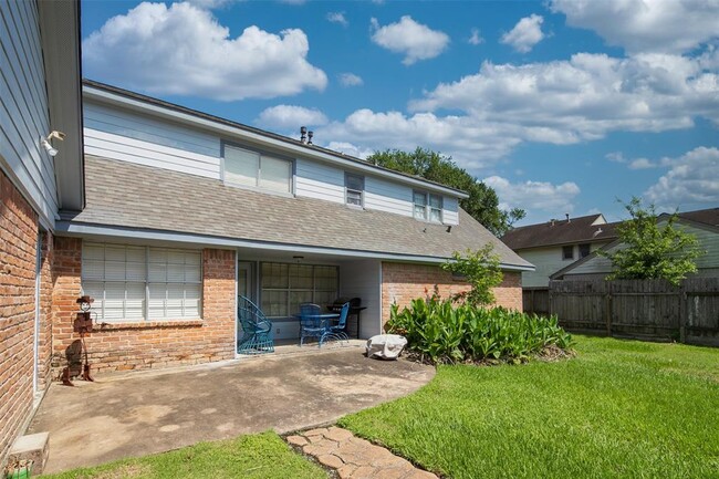 Building Photo - 206 Houghton Rd