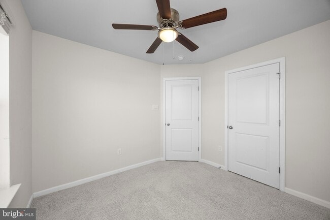 Building Photo - 813 Bond St