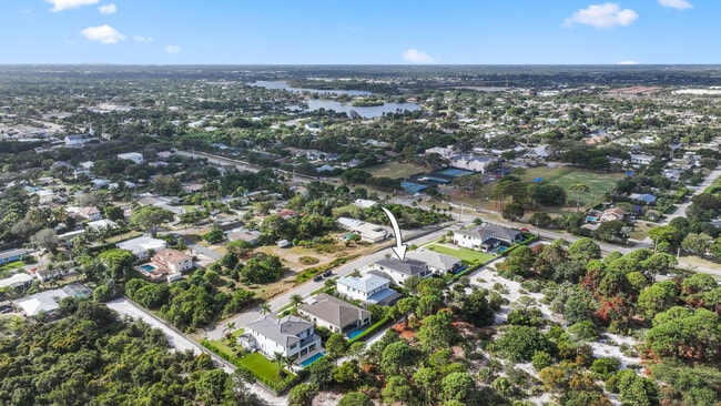 Building Photo - 151 Eden Ridge Ln