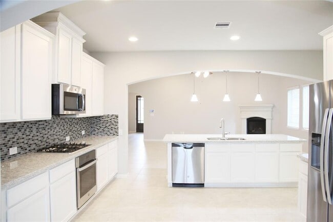 Building Photo - 11911 Di Mari Dr