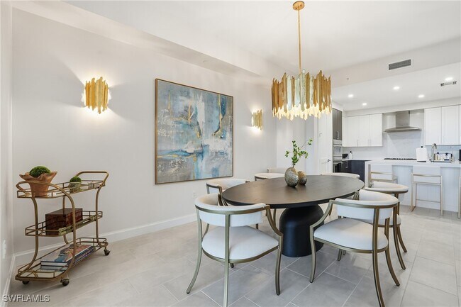 Building Photo - 1125 Central Ave