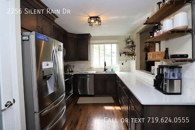 Building Photo - 2256 Silent Rain Dr