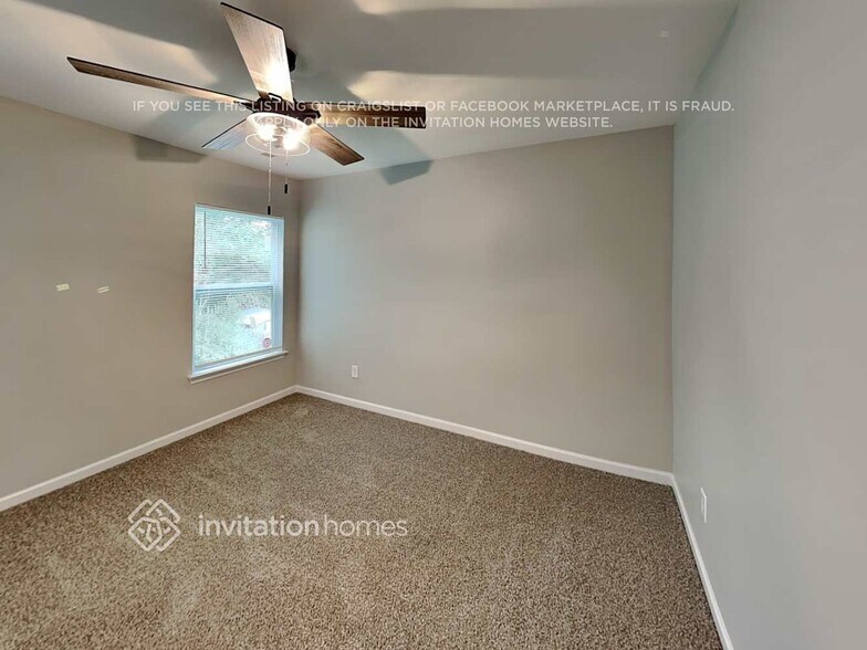Building Photo - 13319 Pierre Reverdy Dr