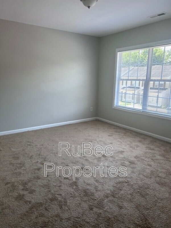 Building Photo - 5380 Esther Ln