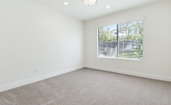 Building Photo - Stunning Upgraded 4BR Home with Pool in Desirable Rancho San Diego – Move-In Ready