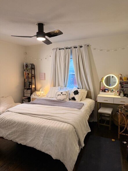 Building Photo - 27 Walkley Rd