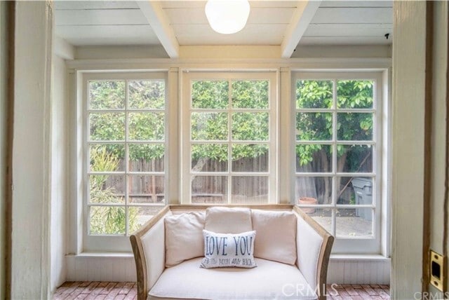 Building Photo - 2421 Heliotrope Dr