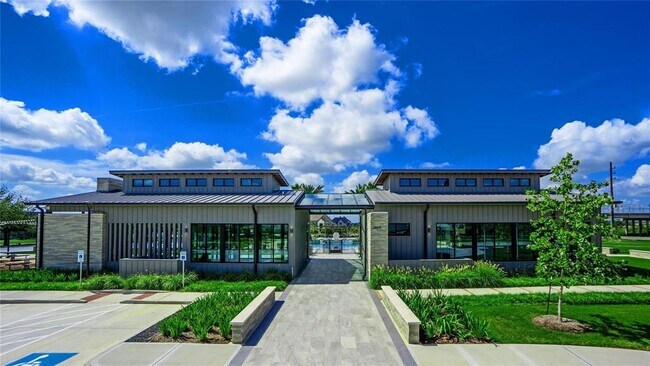 Building Photo - 203 Shining Succulent Dr