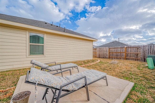 Building Photo - 24119 Maple Turn Ln