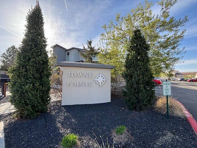 Building Photo - 7943 W Preece Dr