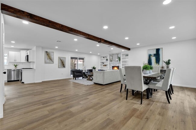 Building Photo - 2726 Stetson Ln