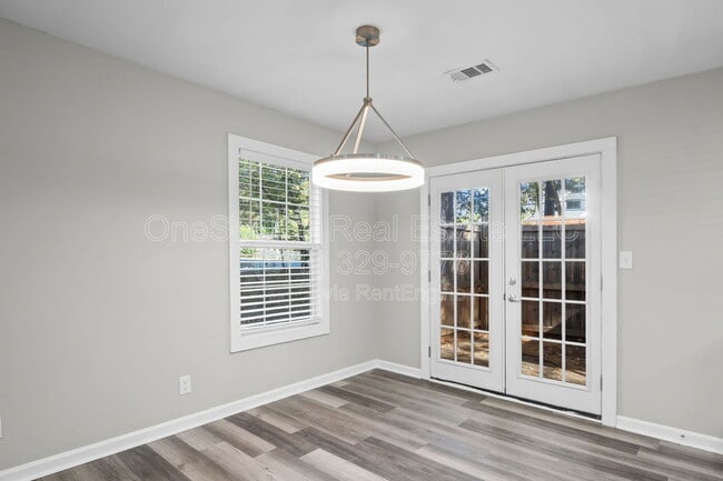 Building Photo - 2020 Whitfield St