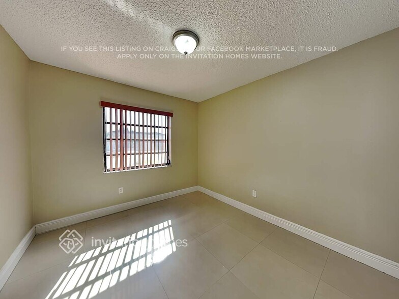 Building Photo - 14867 SW 56th Terrace