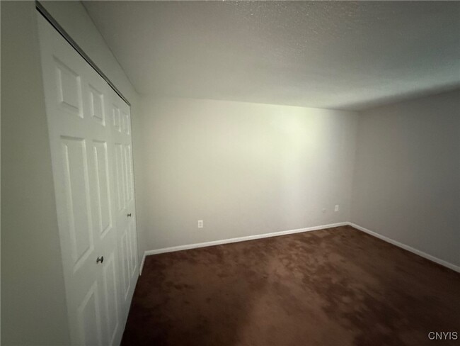 Building Photo - 504 Village Blvd N