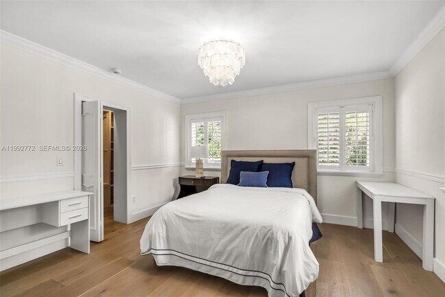 Building Photo - 1550 Taragona Dr