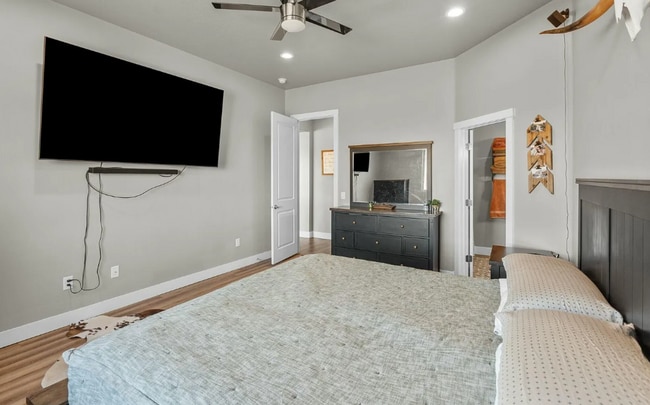 Building Photo - Gorgeous 4 Bedroom Home Surrounded by the Desert Landscape of Southern Utah