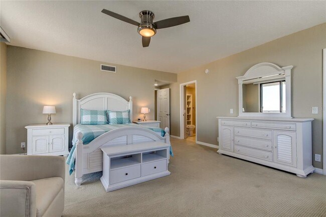 Building Photo - 3820 Gulf Blvd