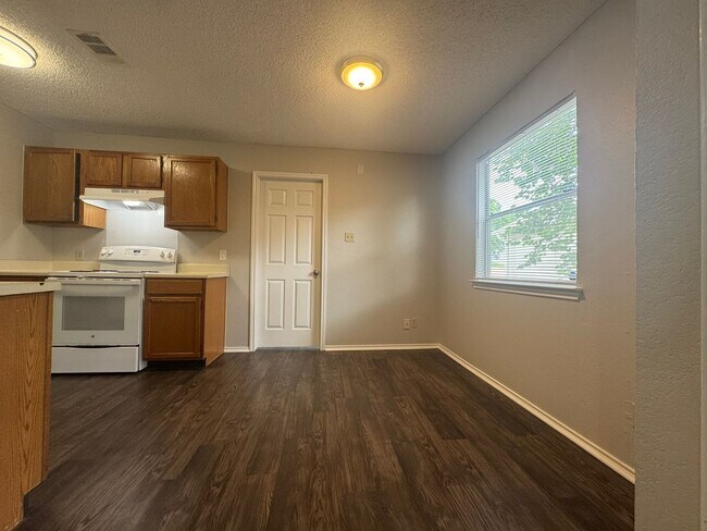 Building Photo - Walt/Mintz Properties1 (522 Cutty Trl)