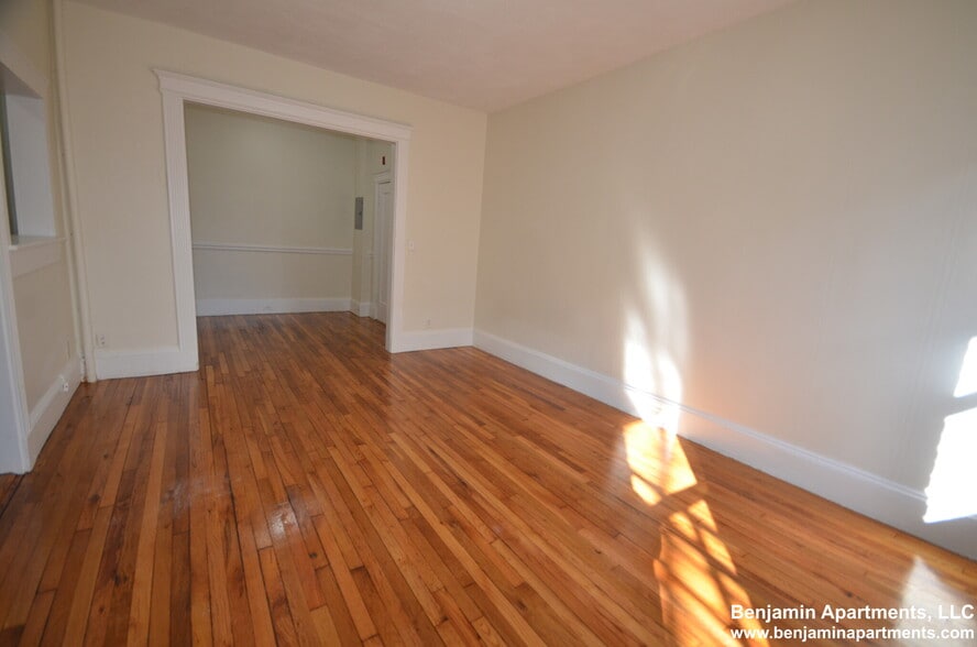 Building Photo - 1334 Commonwealth Ave