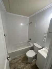 Building Photo - One Bedroom one Bathroom