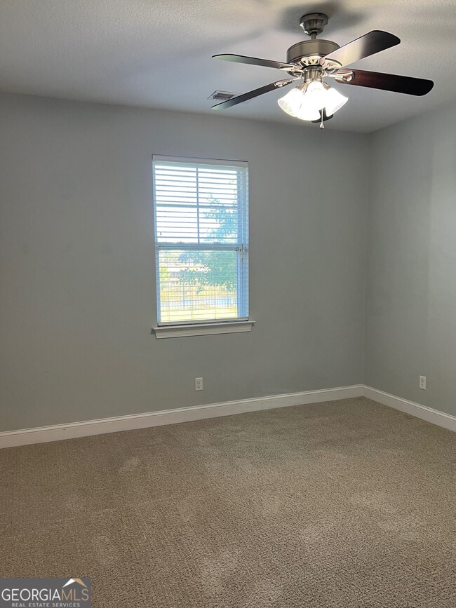 Building Photo - 129 Oarsman Crossing