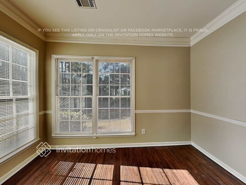 Building Photo - 649 Watson Cove