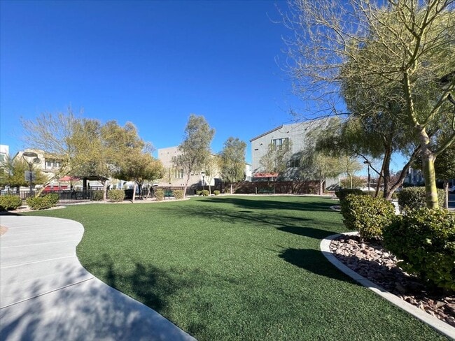 Building Photo - Stunning 4-Bedroom Home in Gated Community Near I-215 & Top Amenities!