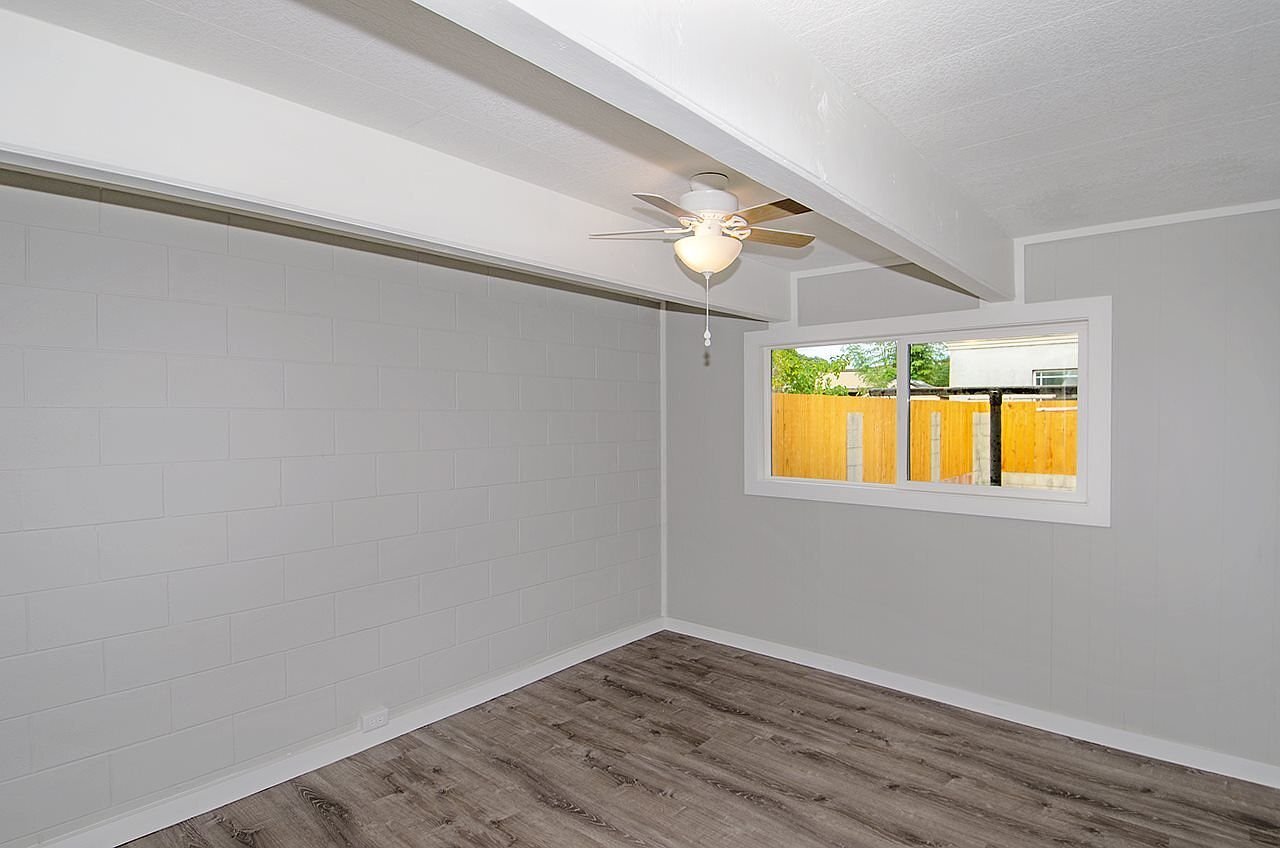 Building Photo - 218 Holua Dr