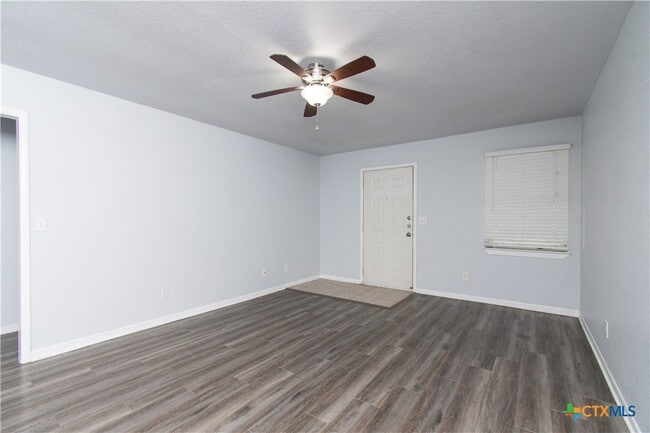 Primary Photo - 1610 Indian Trail