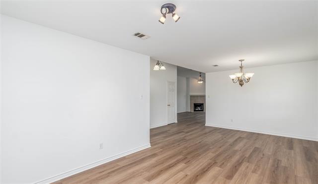 Building Photo - 402 Silver Mine Dr