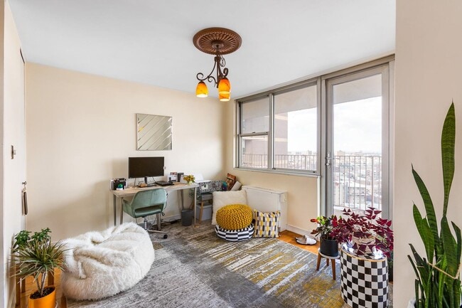 Building Photo - 6040 JFK Blvd E