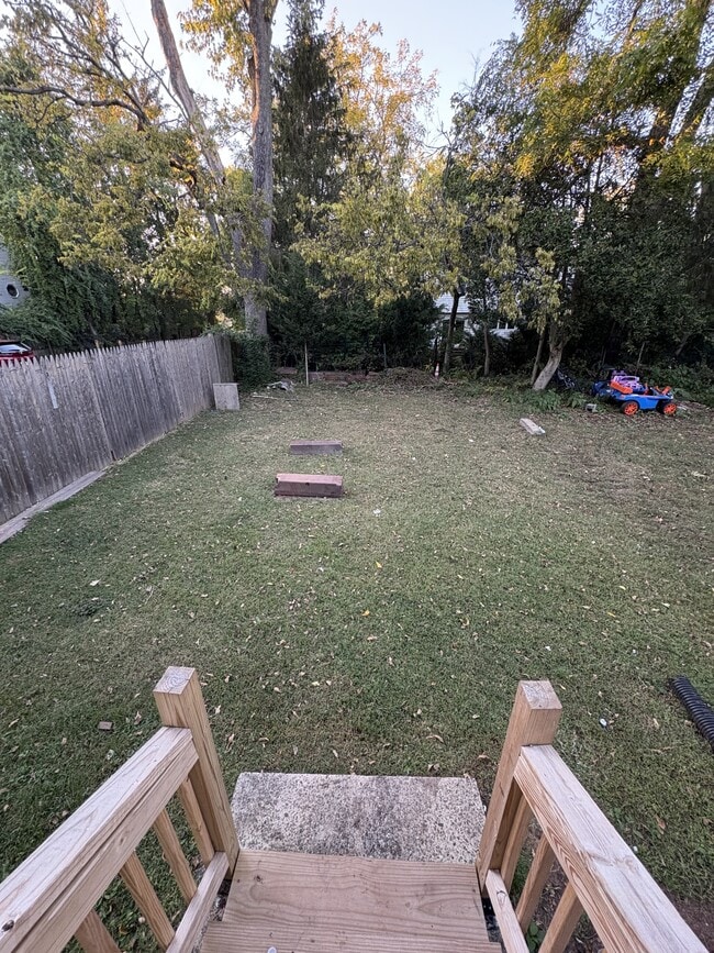 Building Photo - 55 Huntington St