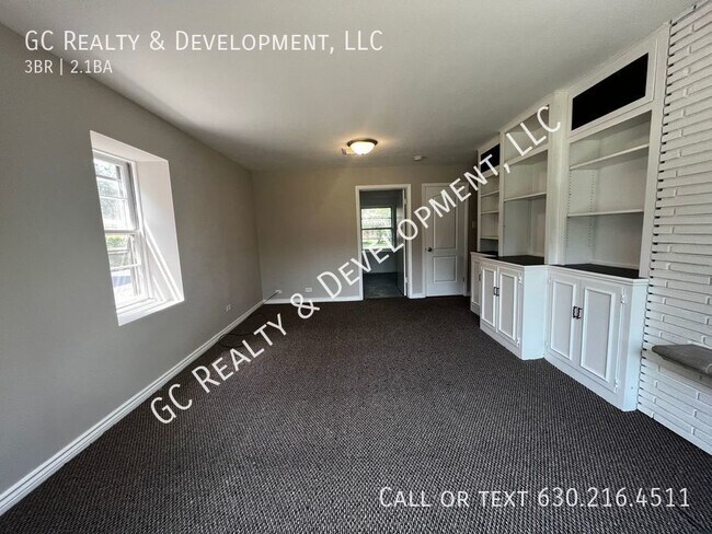 Building Photo - ***SINGLE FAMILY FLOSSMOOR HOME / 3 BDRM /...