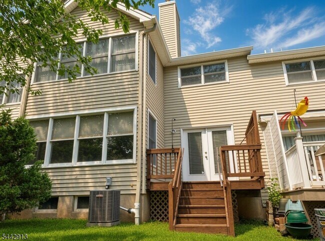 Building Photo - 24 Flemming Dr