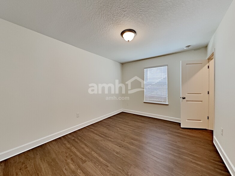 Building Photo - 4425 Hollow Stump Run