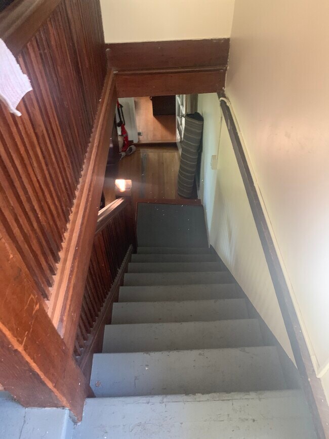 Building Photo - 1733 La Loma Ave