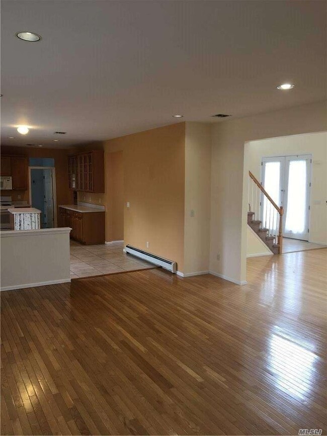 Building Photo - 47 Justin Cir