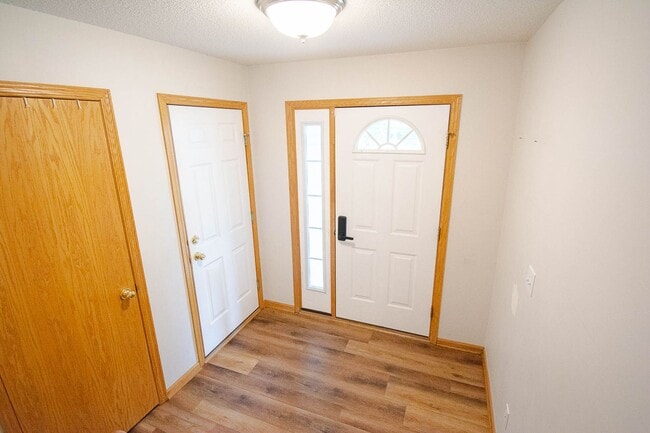 Building Photo - 2988 Bandel Ct NW