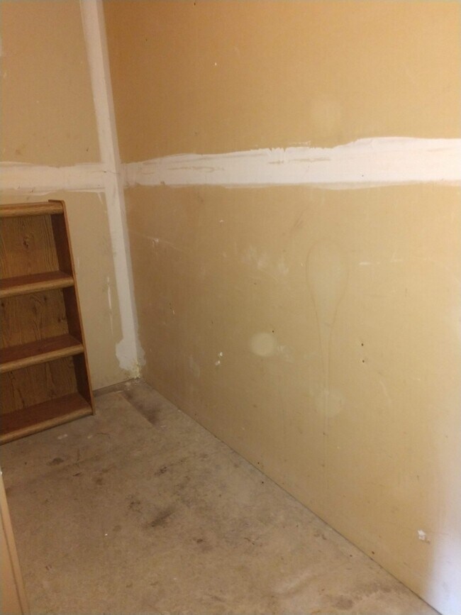 Building Photo - 15 Gant Cir