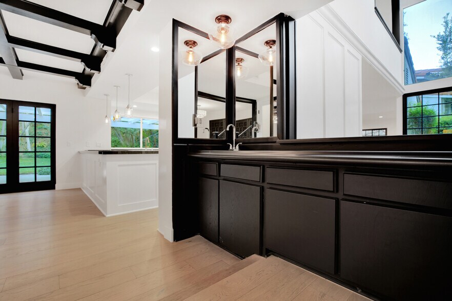 Building Photo - 23450 Park Hermosa