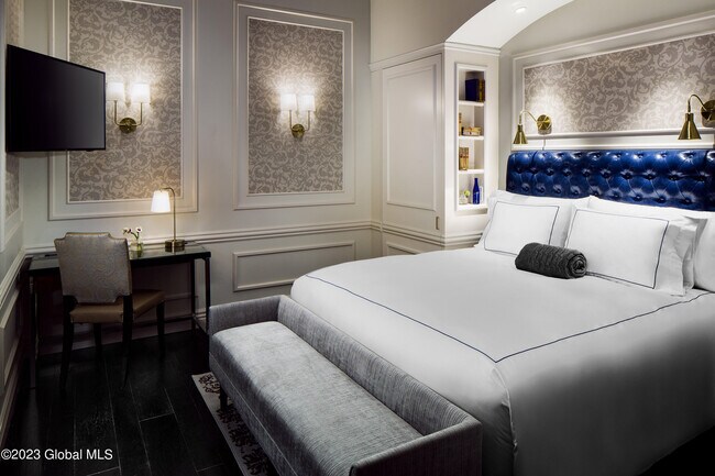 Building Photo - 365 Broadway