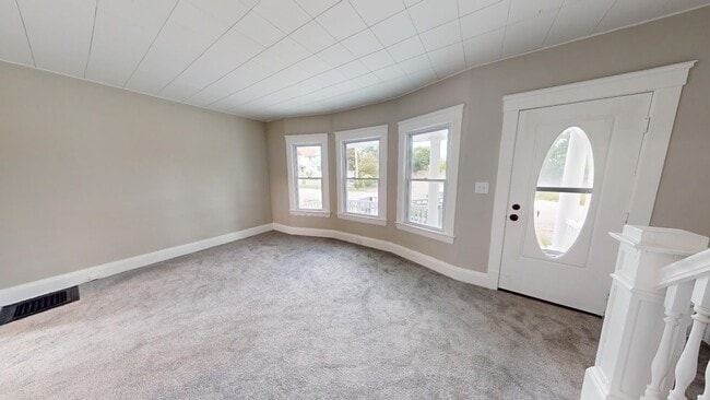 Building Photo - Brooklyn Centre - 3 Bedroom Single Family ...